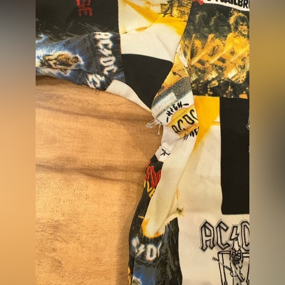 AC/DC Rockware by Dragonfly Clothing Button Down Short Sleeve Shirt - Size XL - Picture 4 of 7